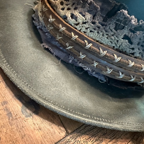 1 LEFT // distressed scrap bandanas - Picture 3 of 17